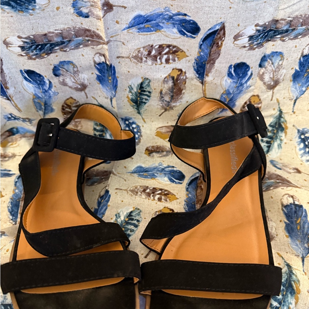 Cityclassified Black Strappy Sandals